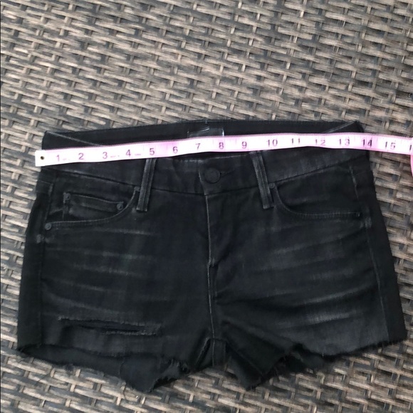 MOTHER Black Denim Distressed Shorts 25 - Picture 6 of 8